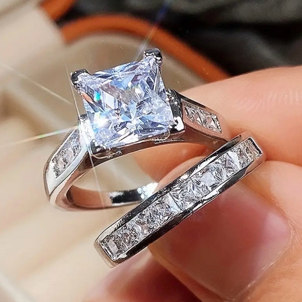Elegant Silver and White Crystal Ring Set.